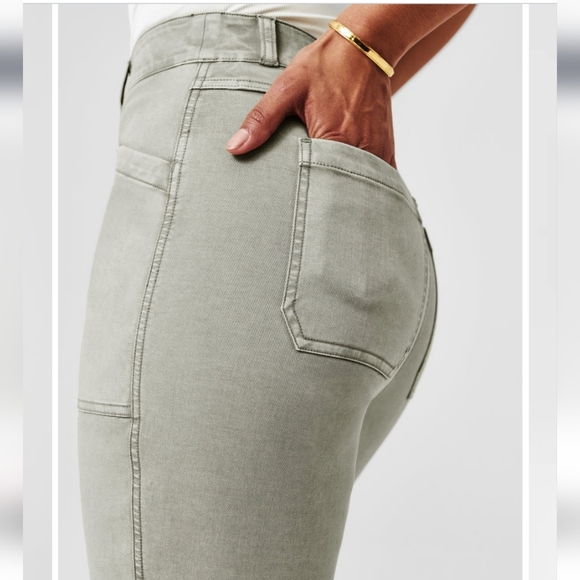 NWT Spanx by Sara Blakely Straight Jeans - Picture 2 of 13